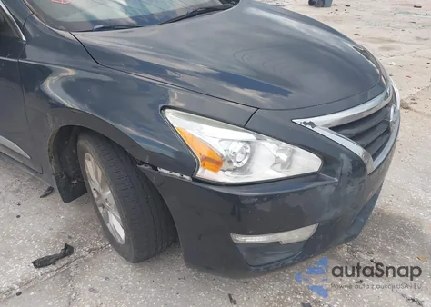 2015 Nissan Altima 2.5 S from USA, damaged, VIN 1N4AL3AP8FC142618